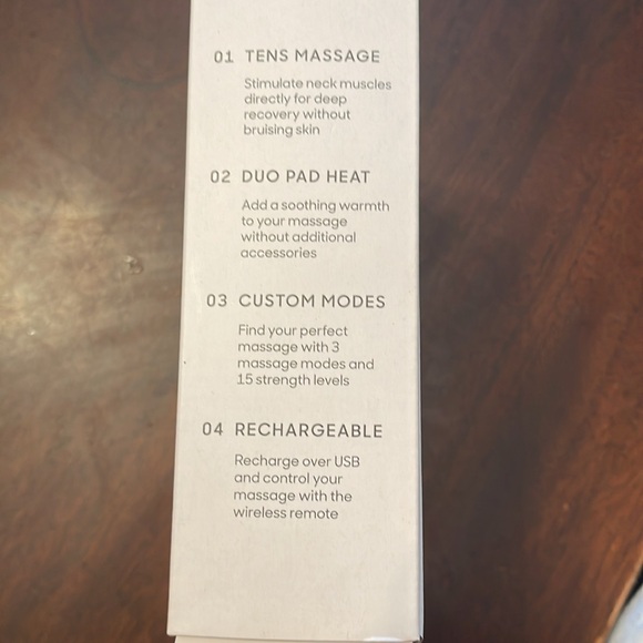 NWT Sharper Image Tens Neck Massager Pulse Technology with Heat and Remote - Picture 3 of 7